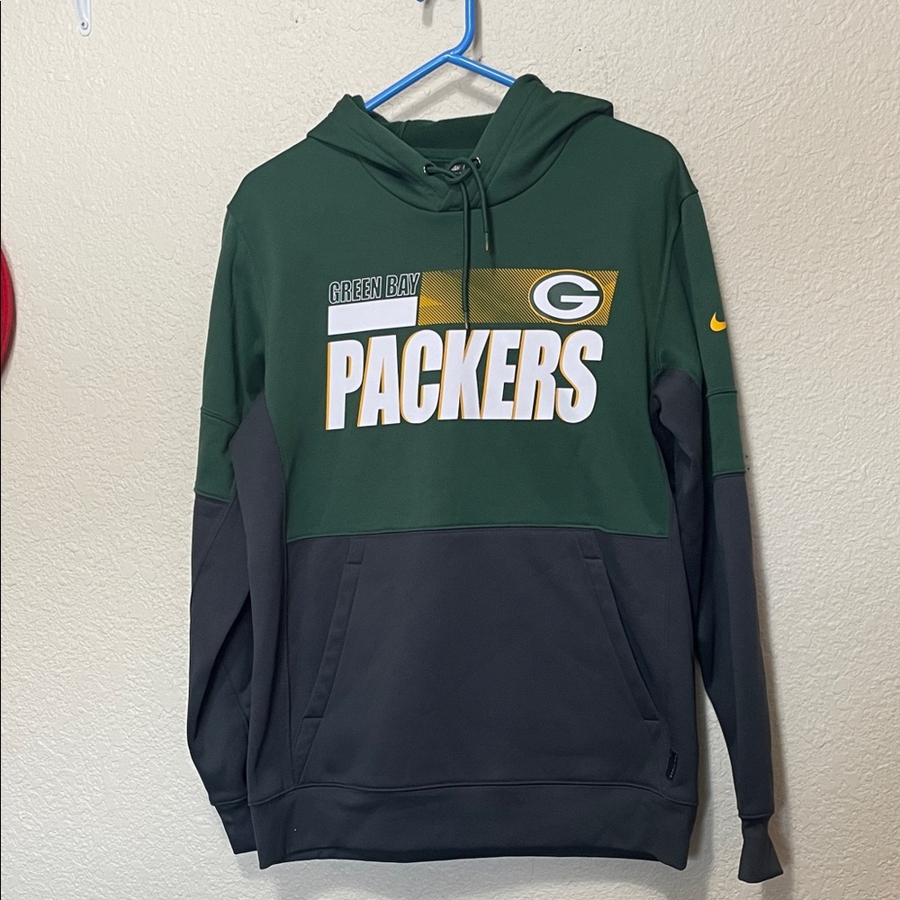 Green Bay Packers Men's Green And Gold Sweatshirt. Men's Size Medium